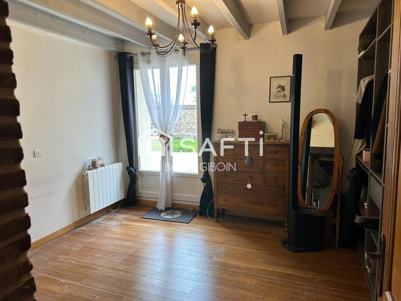 Maison - 143 m² - 5 pièces