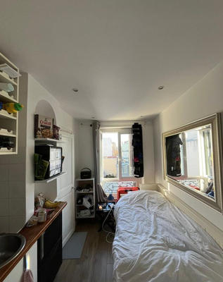 Studio - 10 m² - 1 pièce