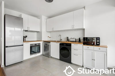 Chambre - 13 m² - 1 pièce