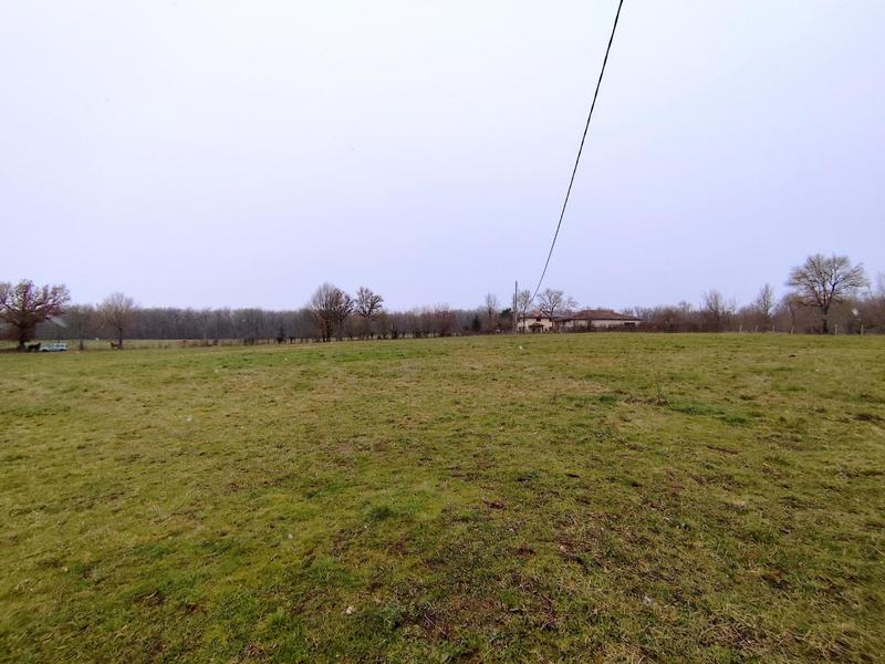 Terrain agricole - 36 700 m²