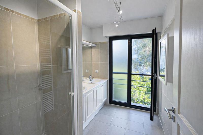 Appartement - 147 m² - 5 pièces