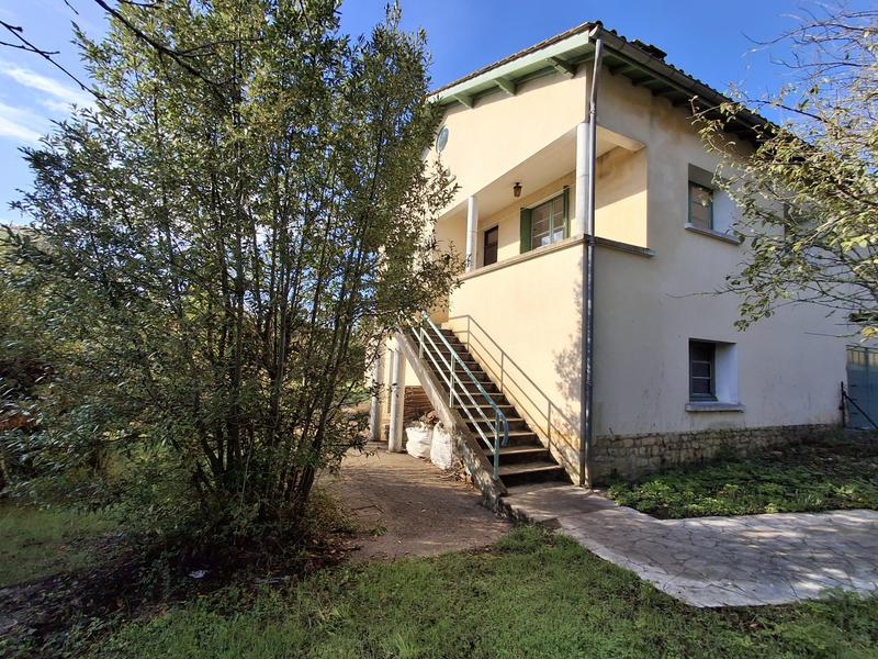 Maison traditionnelle - 160 m² - 6 pièces