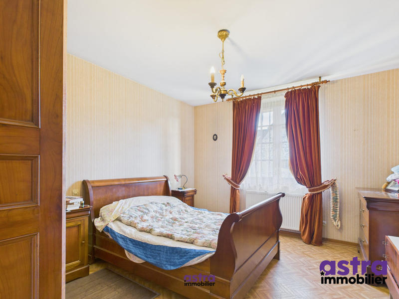 Maison - 143 m² - 7 pièces