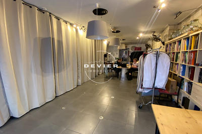 Local commercial - 81 m²