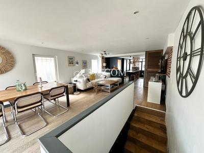 Maison - 132 m² - 7 pièces