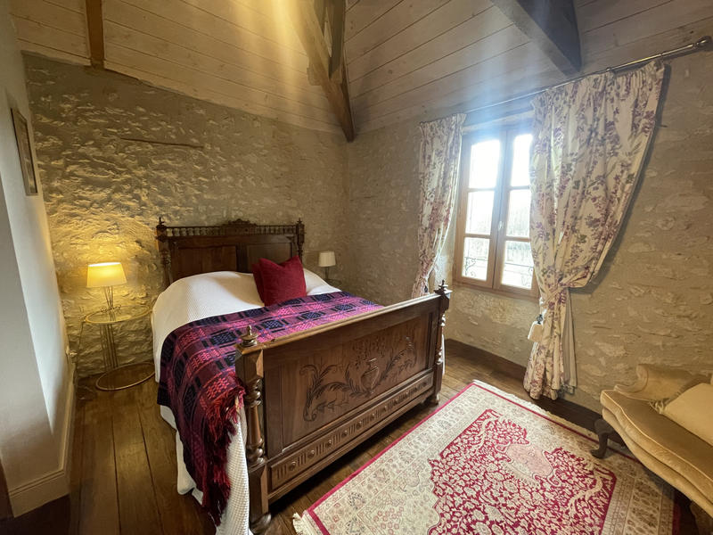 Maison - 277 m² - 11 pièces