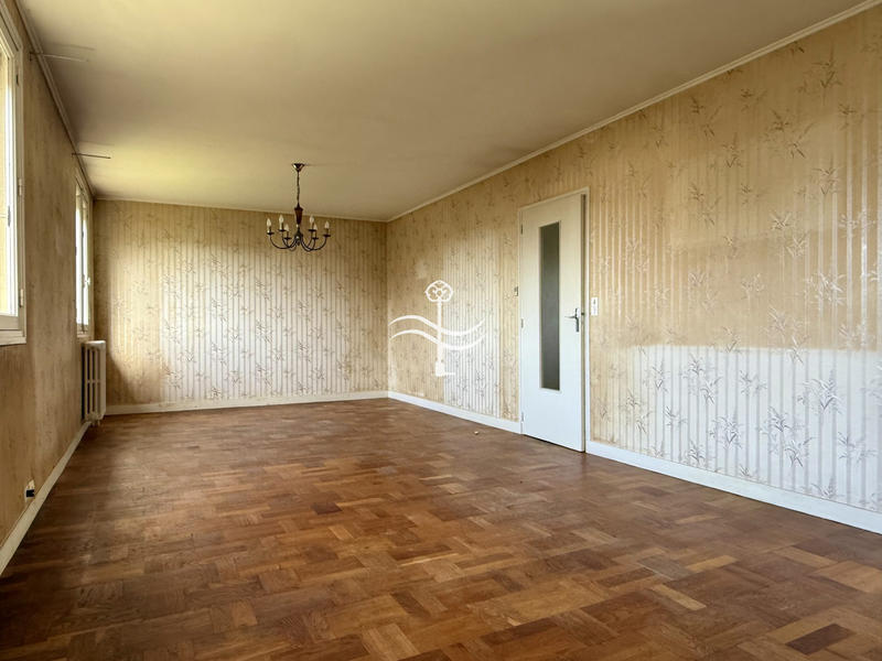 Maison - 81 m² - 4 pièces