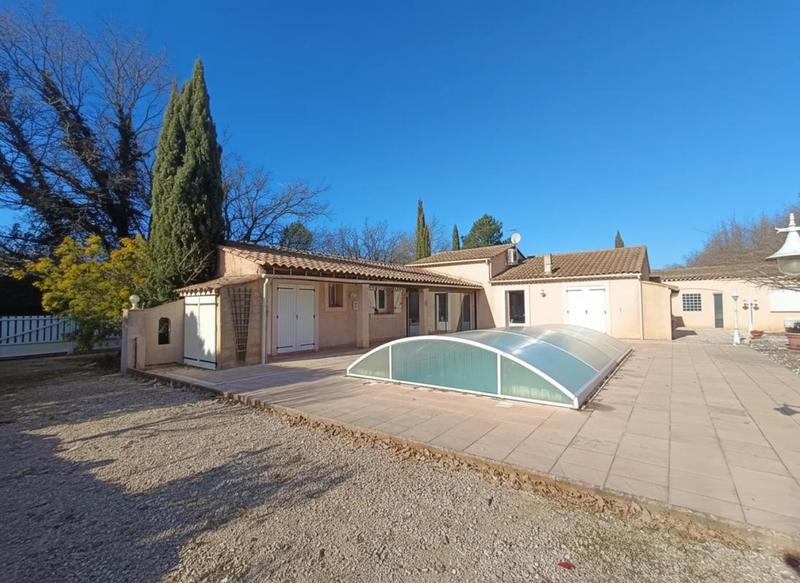 Maison - 161 m² - 7 pièces