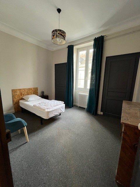 Appartement - 98 m² - 4 pièces