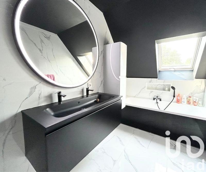 Maison - 151 m² - 6 pièces