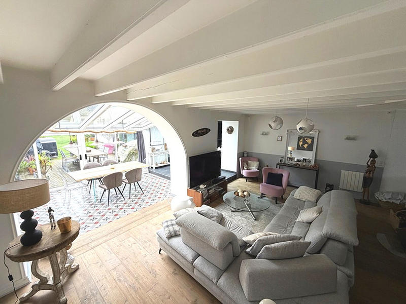 Maison - 159 m² - 7 pièces