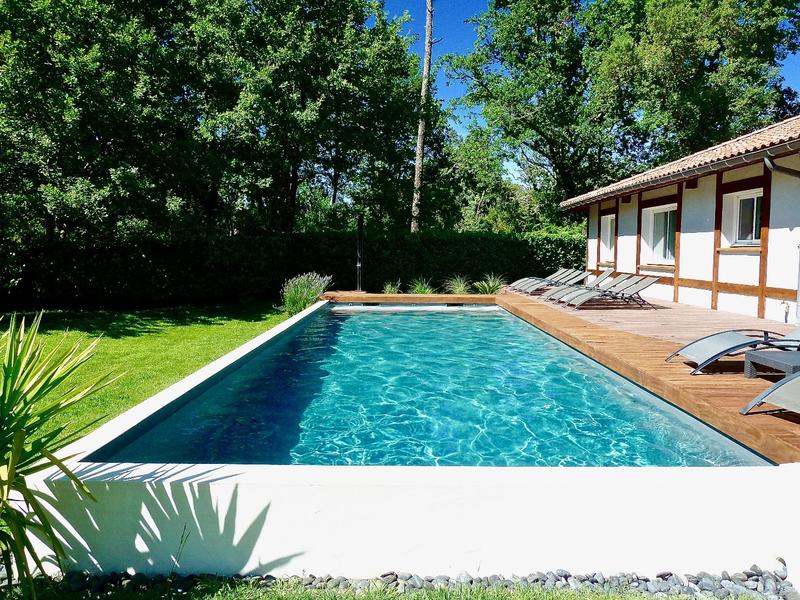 Maison contemporaine - 205 m² - 8 pièces