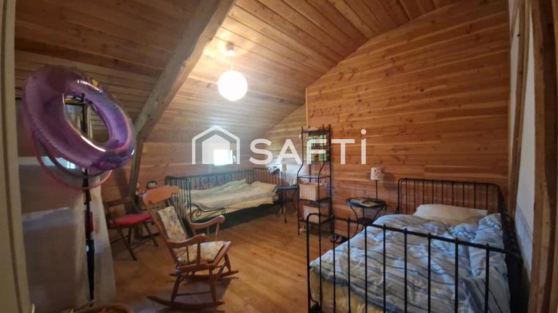 Maison - 204 m² - 7 pièces