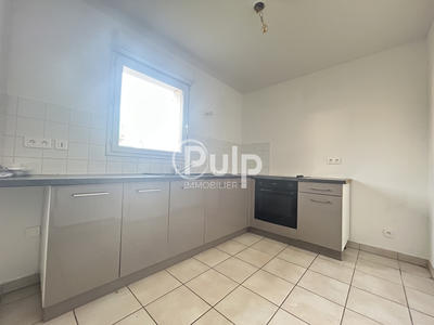 Maison - 76 m² - 4 pièces