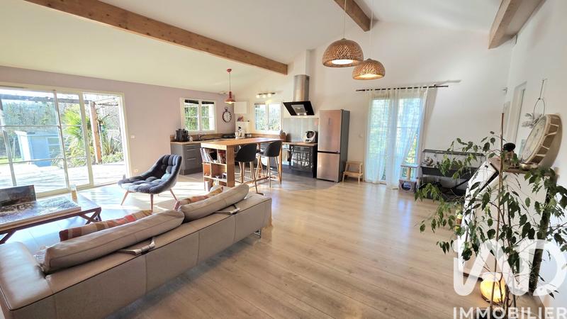 Maison - 122 m² - 5 pièces