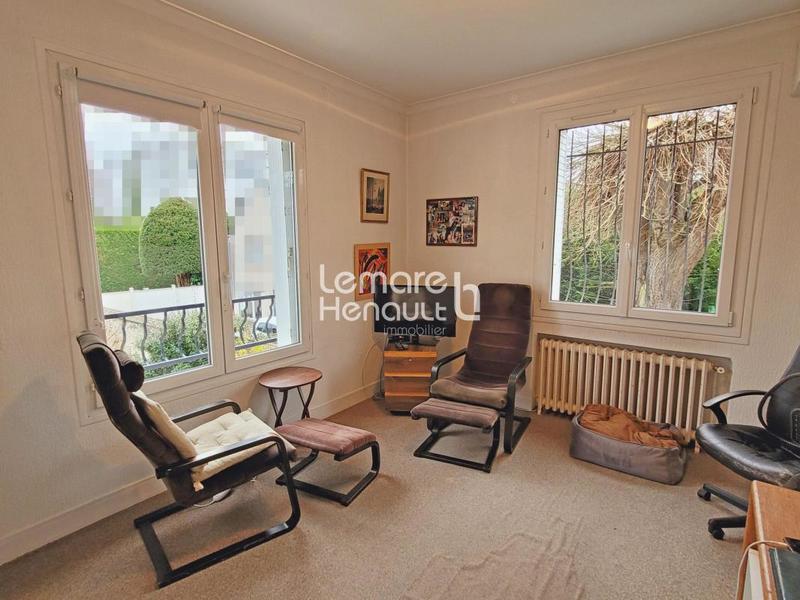 Maison - 198 m² - 8 pièces