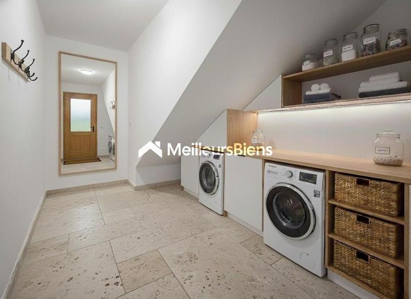 Immeuble - 120 m² - 5 pièces