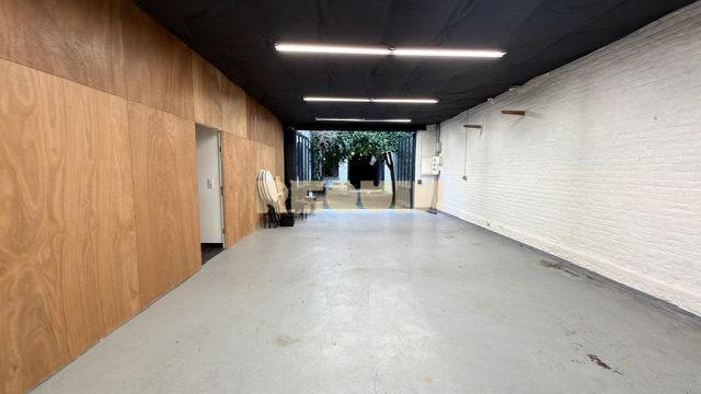 Loft - 200 m² - 3 pièces