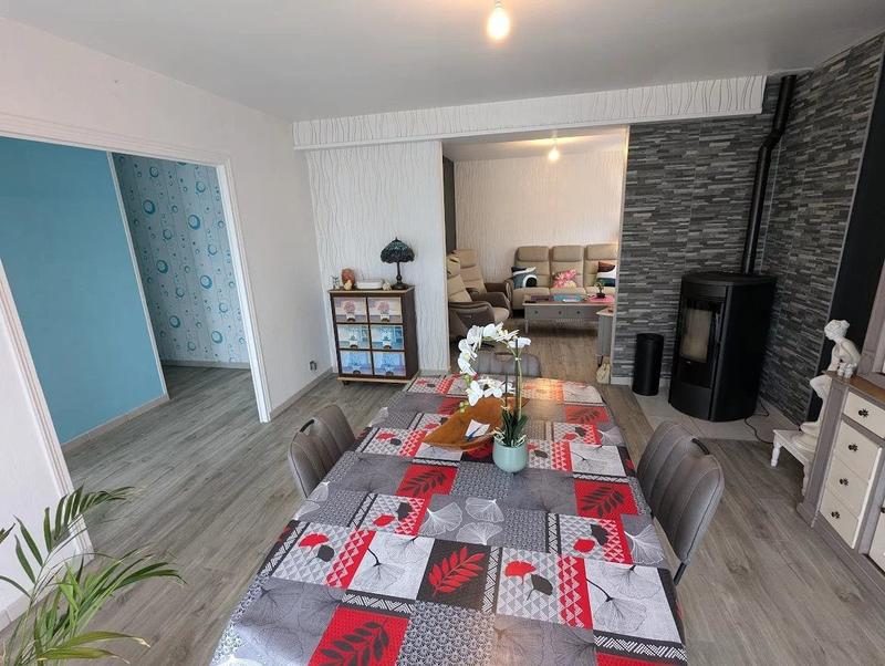 Maison - 140 m² - 7 pièces