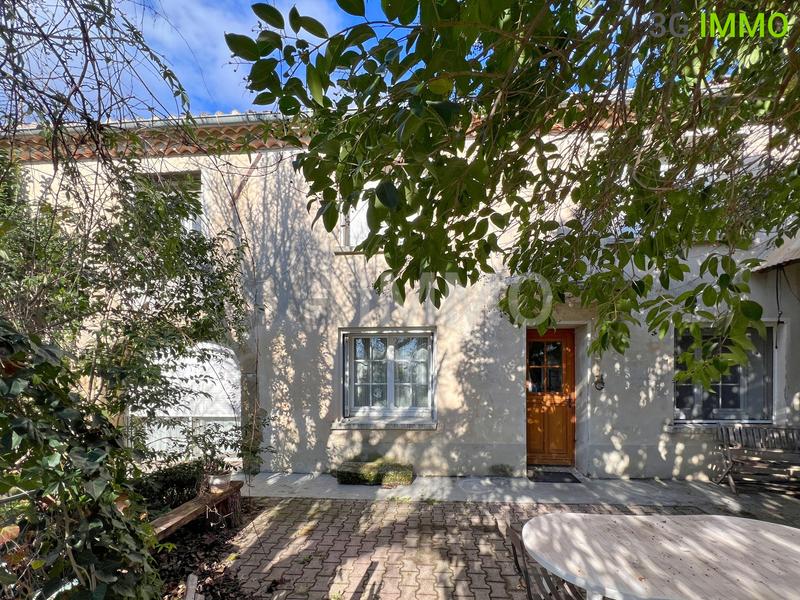 Mas - 150 m² - 5 pièces