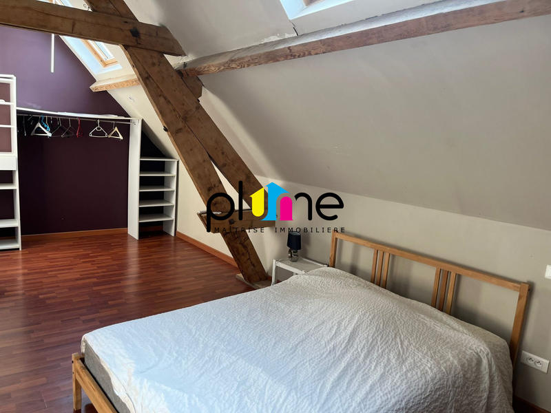 Maison - 200 m² - 7 pièces