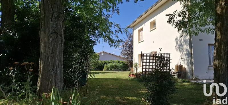 Maison - 270 m² - 10 pièces