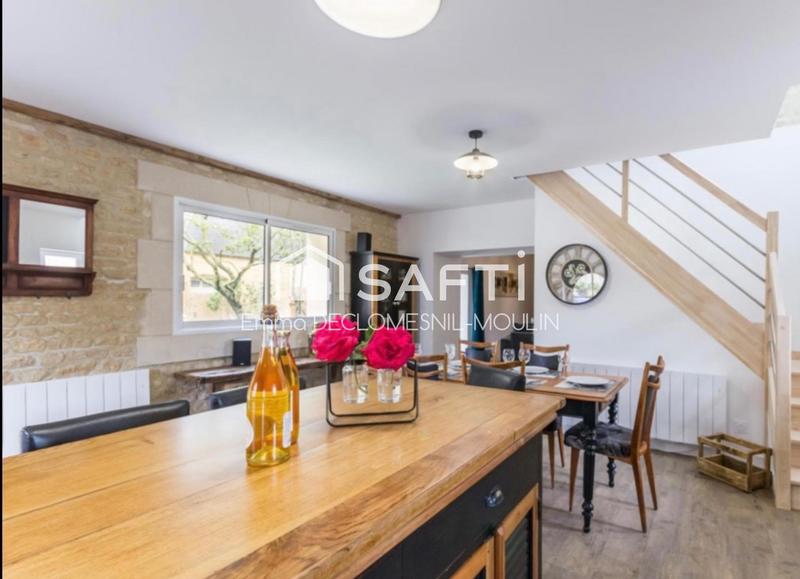 Maison - 360 m² - 10 pièces