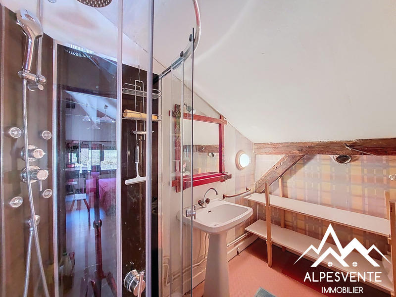 Maison - 118 m² - 8 pièces