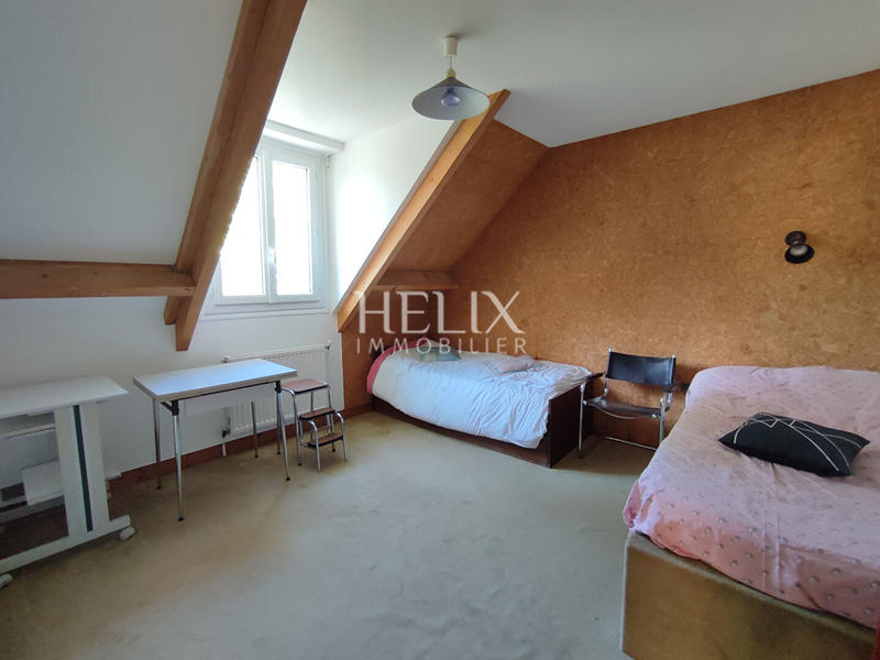 Maison - 153 m² - 7 pièces