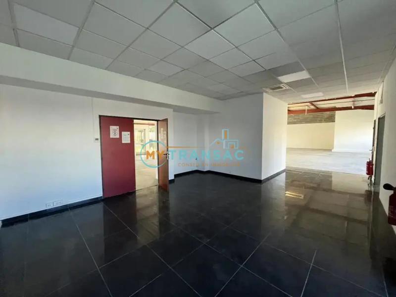 Local d'activités - 650 m²