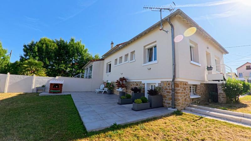 Maison - 191 m² - 6 pièces