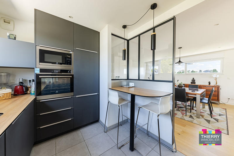 Appartement - 125 m² - 4 pièces