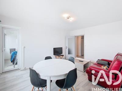 Appartement - 70 m² - 4 pièces