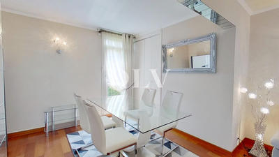 Appartement - 128 m² - 6 pièces