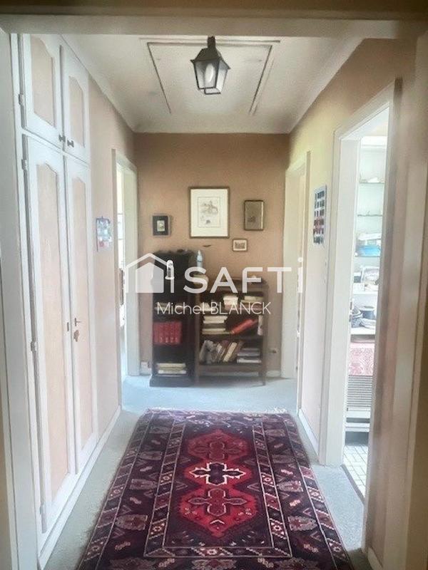 Maison - 133 m² - 12 pièces