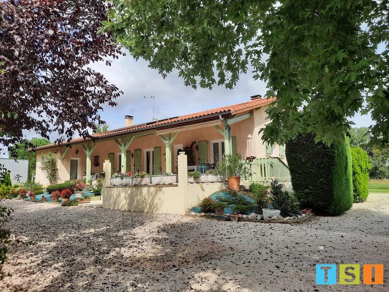 Maison - 120 m² - 6 pièces