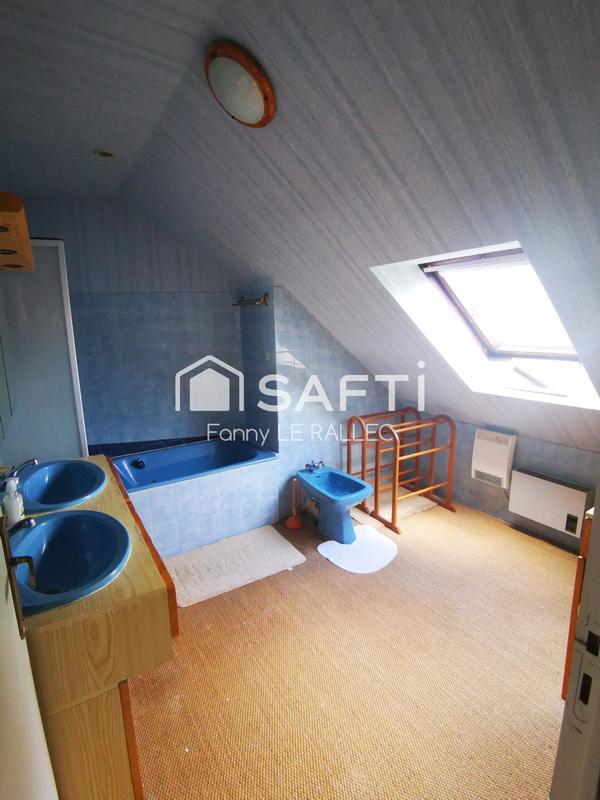 Maison - 140 m² - 7 pièces