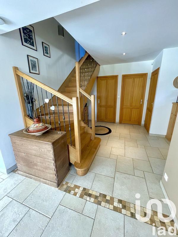 Maison de maîtres - 192 m² - 9 pièces