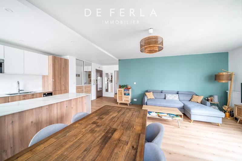 Appartement - 84 m² - 4 pièces