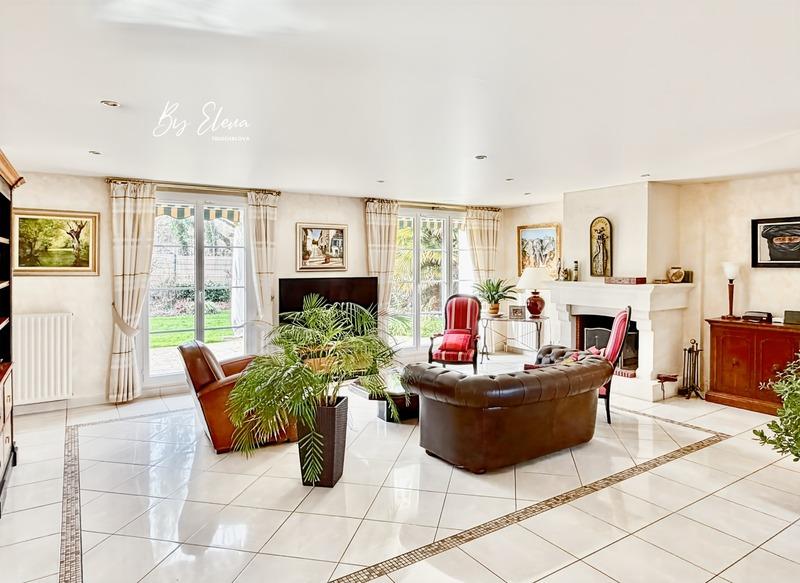 Villa - 189 m² - 7 pièces