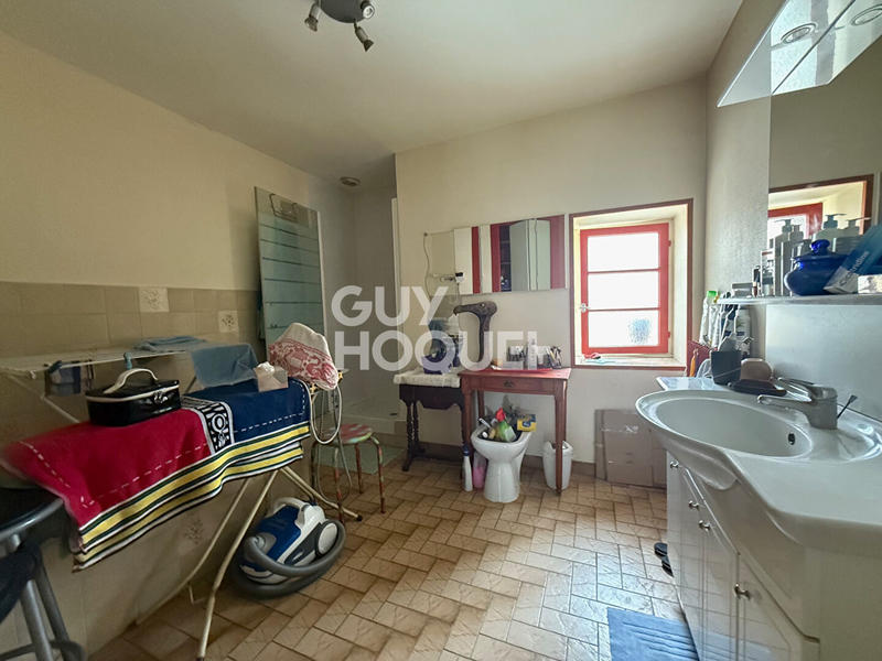 Maison - 295 m² - 5 pièces