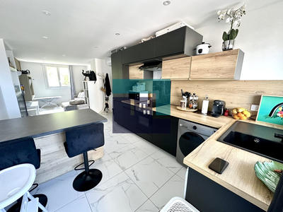 Appartement - 65 m² - 3 pièces