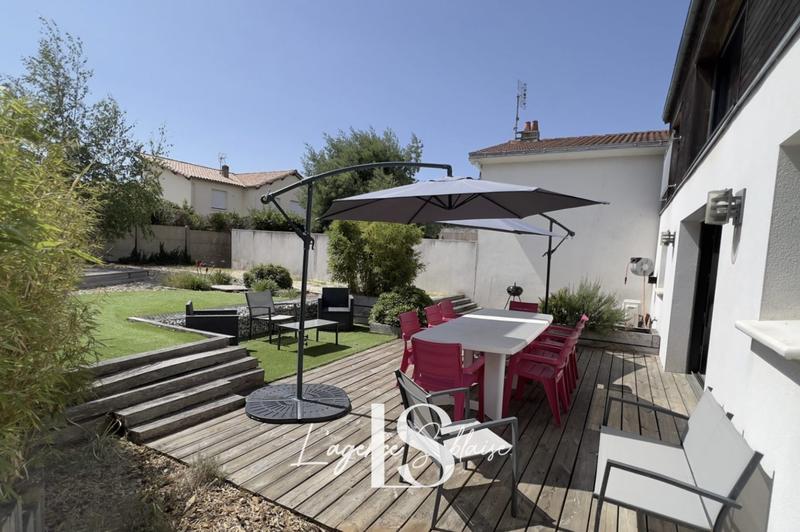 Maison - 177 m² - 7 pièces