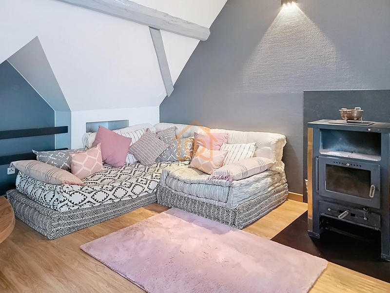 Appartement - 108 m² - 6 pièces