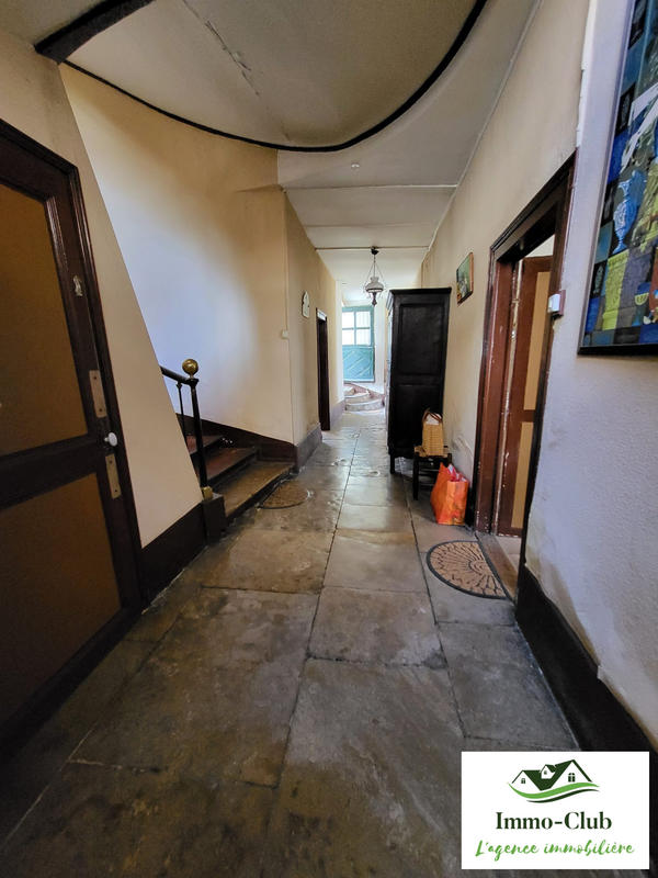 Maison ancienne - 190 m² - 9 pièces