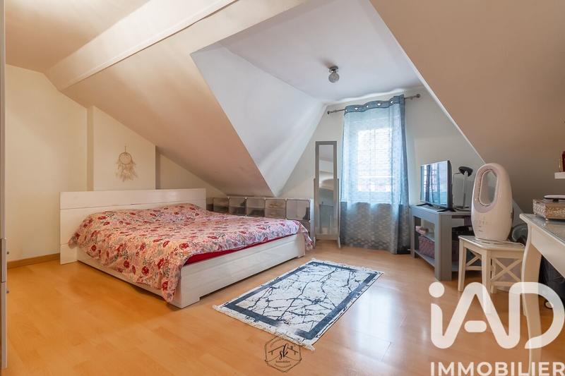 Maison - 105 m² - 6 pièces