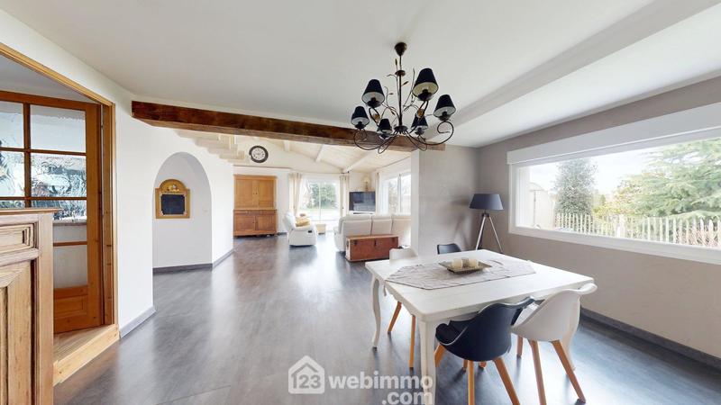 Maison - 189 m² - 6 pièces