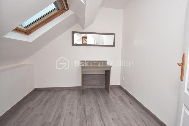 Maison - 97 m² - 5 pièces