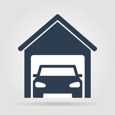 Parking / Garage