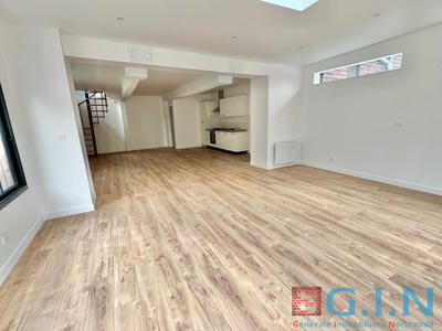 Maison - 110 m² - 6 pièces